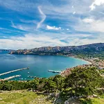 In Mit Eigenem Balkon By Interhome Διαμέρισμα