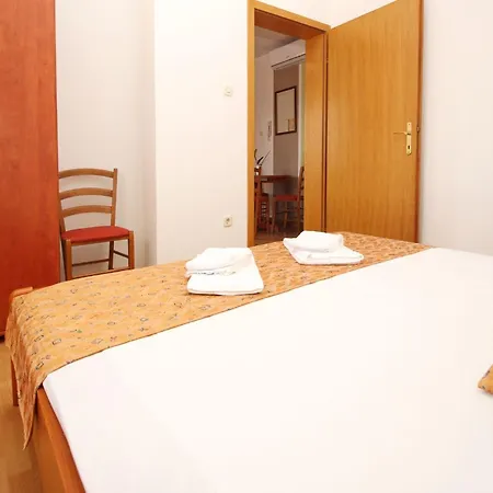 In Mit Eigenem Balkon By Interhome