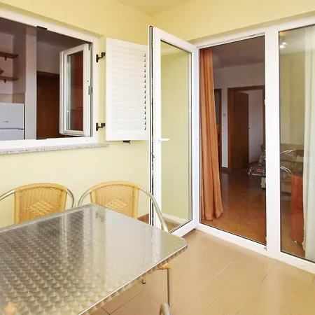 In Mit Eigenem Balkon By Interhome *