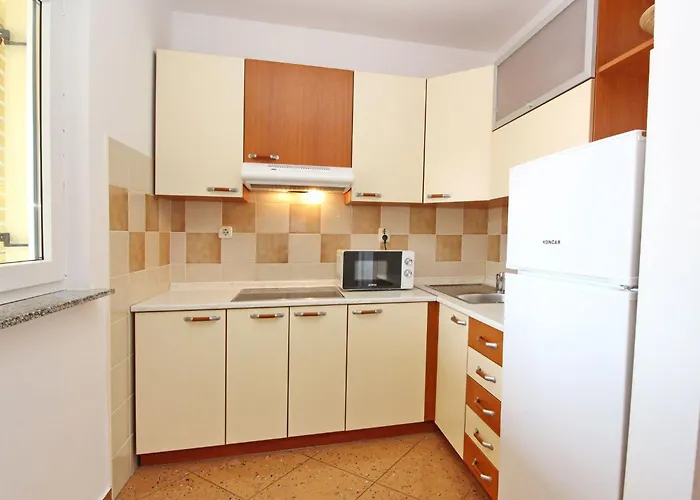 In Mit Eigenem Balkon By Interhome Apartmán Baška
