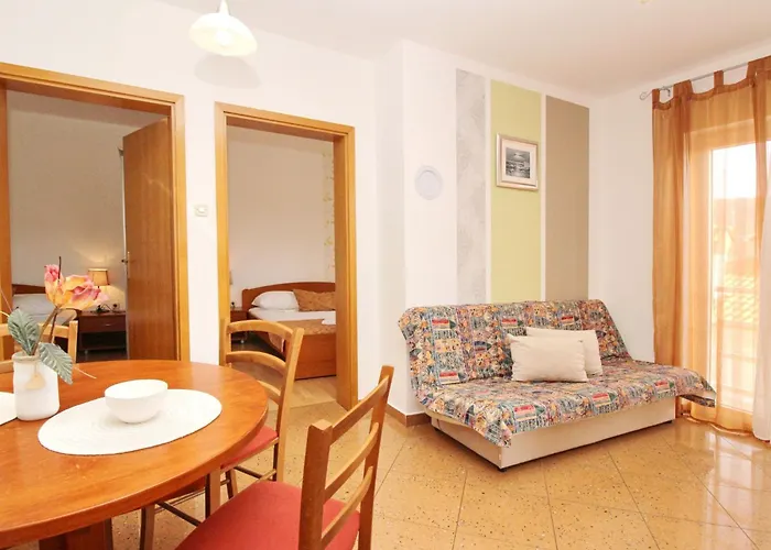 Apartmán In Mit Eigenem Balkon By Interhome *