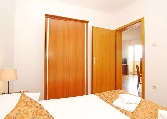 In Mit Eigenem Balkon By Interhome דירה באסקה